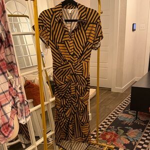 Cato Black and Gold Geometric Midi Dress